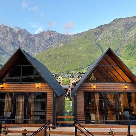 Outdoor Cottages Kazbegi エクステリア 写真