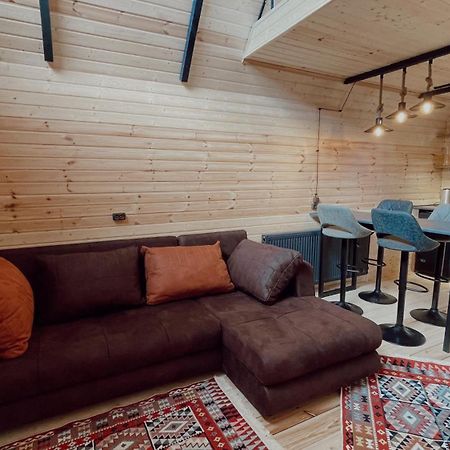 Outdoor Cottages Kazbegi エクステリア 写真