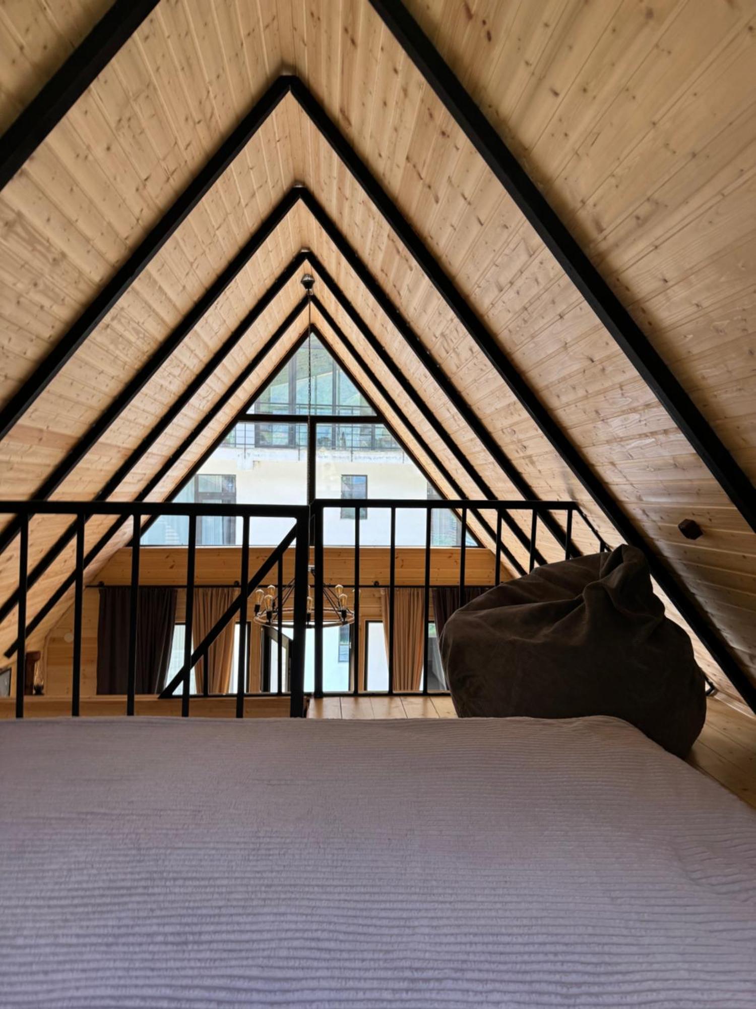 Outdoor Cottages Kazbegi エクステリア 写真